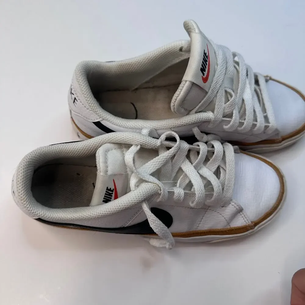 Nike Court Legacy Nature Sneakers